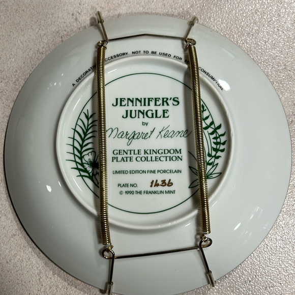 Margaret Keane ‘Gentle Kingdom’ Collector’s Plate - Picture 3 of 3